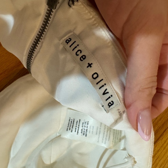 Alice & Olivia Halter top - Picture 4 of 7